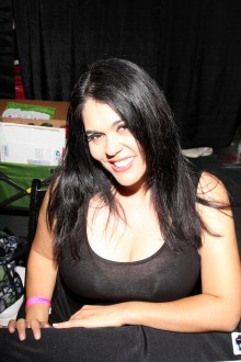 adultcon059